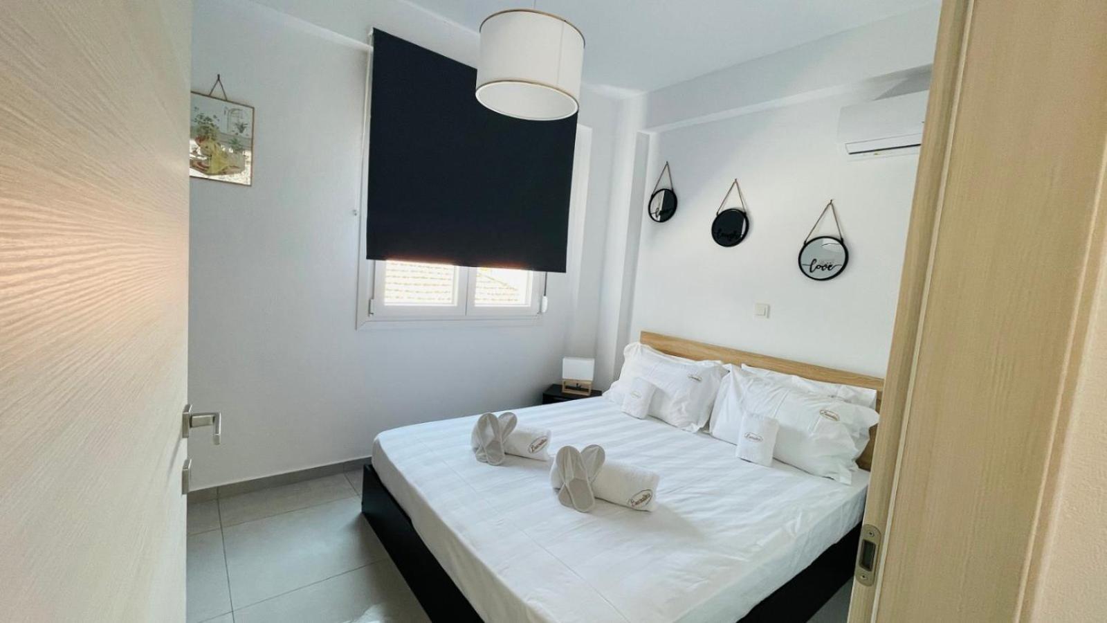 Athina Appartement Ofrínion Buitenkant foto